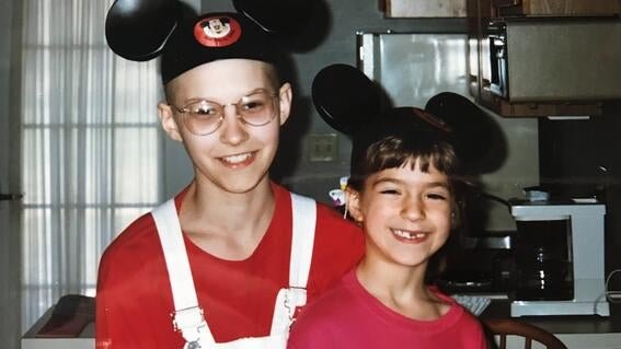 Wish alum Jen with sister