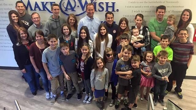 Christmas on Comstock neighbors at Wish House